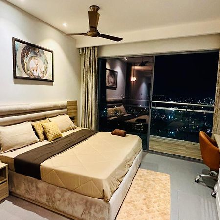 Countryside Luxury Suites - Supernova Noida Nueva Delhi Exterior foto